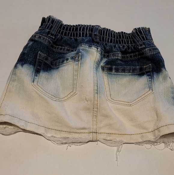 Size 2 bleached/ distressed toddler jean skirt - Picture 2 of 5